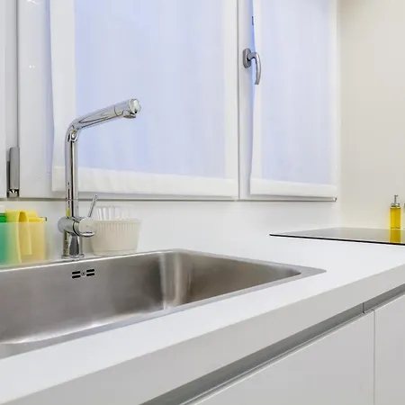 Centro Storico Vetra M4-studio 10min Walk Duomo ミラノ